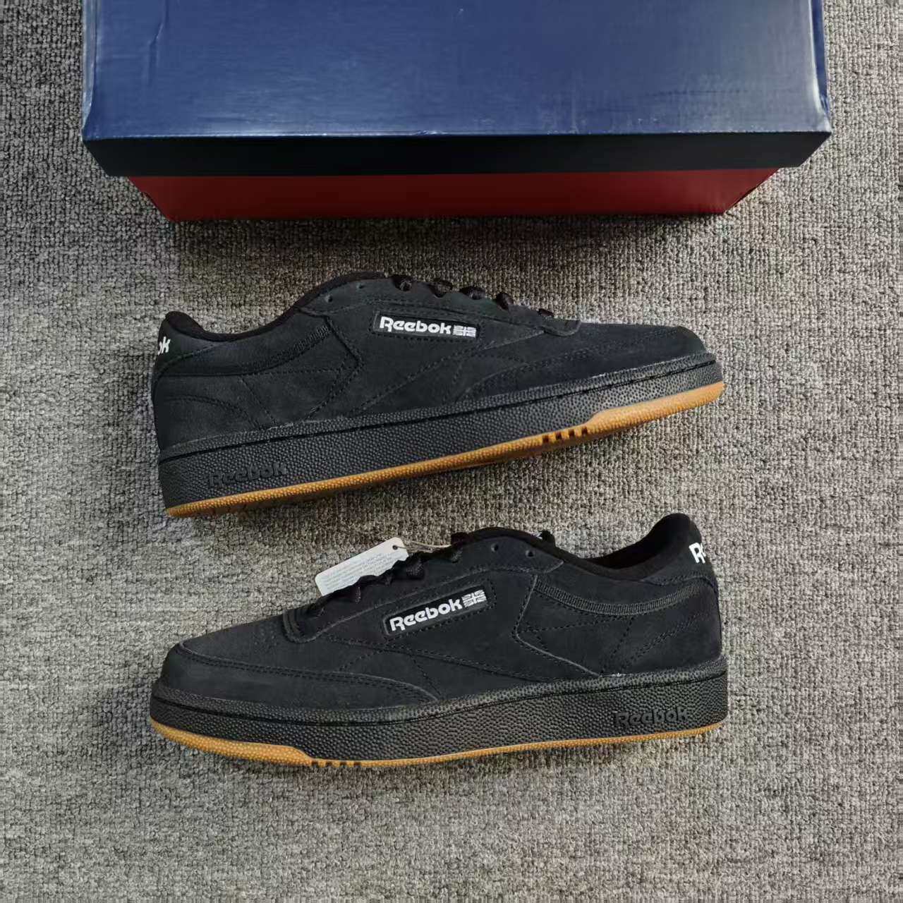 REEBOK锐步男女情侣款Club C 85黑生胶复古休闲板鞋100074449