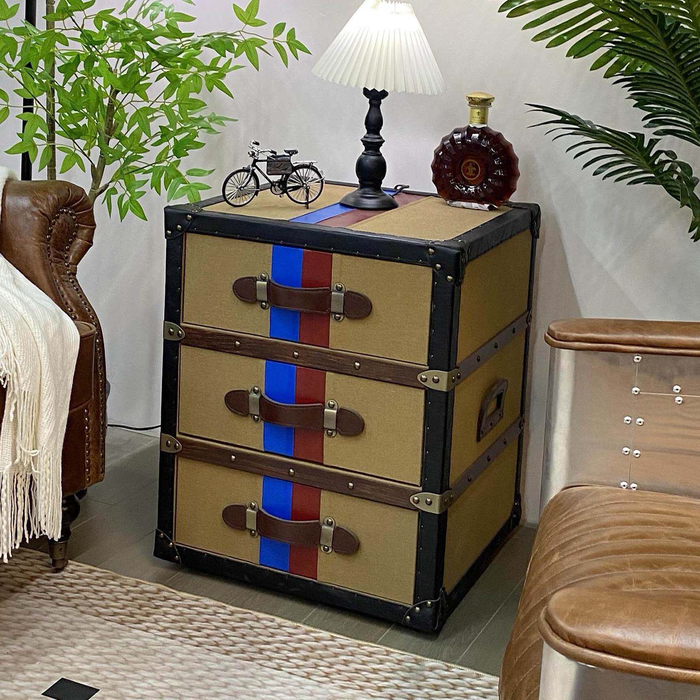 美式复古做旧床头柜中古皮箱茶几设计师款个性棉麻布桌酒店装饰柜