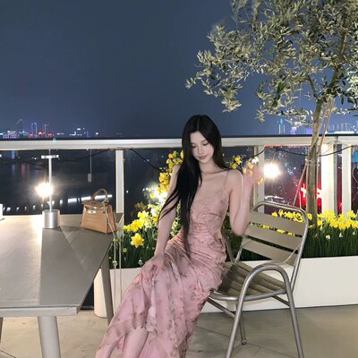 MOSS STUDIO粉雾花影法式浪漫V领蕾丝吊带连衣裙女