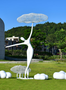 园林景观玻璃钢抽象人物云朵雕塑