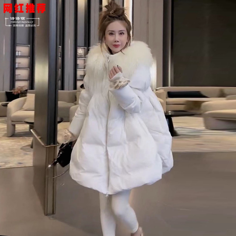 宽松显瘦加厚保暖白鸭绒面包服