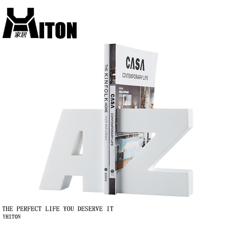 北欧风现代软装饰品大理石书托书架字母简约家居摆件书档书立摆设