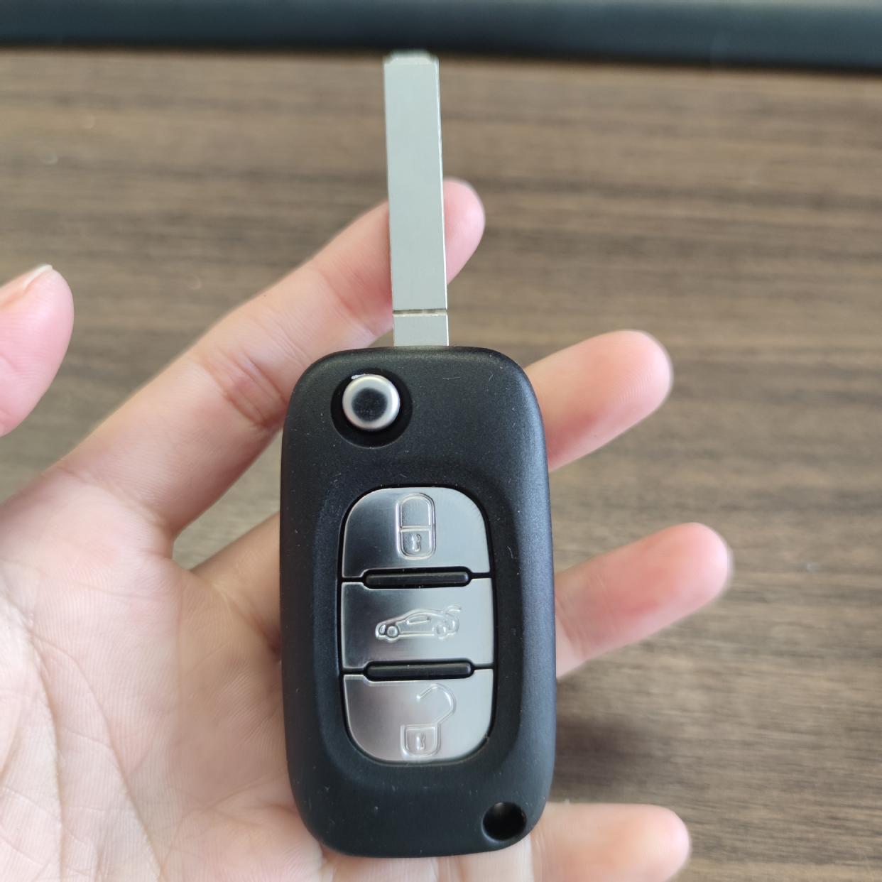 包邮适用于标致07雪铁龙凯旋世嘉CAlC5替换遥控器外壳