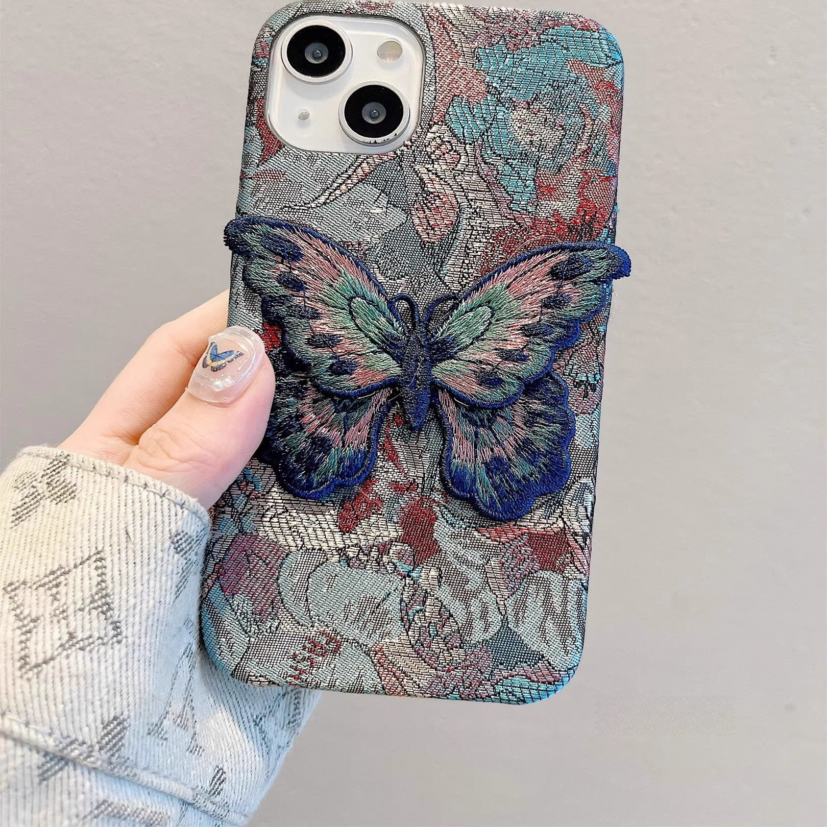 【高品质】刺绣蝴蝶小众手机壳适用于苹果16promax高级感女生手机壳iphone15复古手机壳14pro/13pro艺术新款