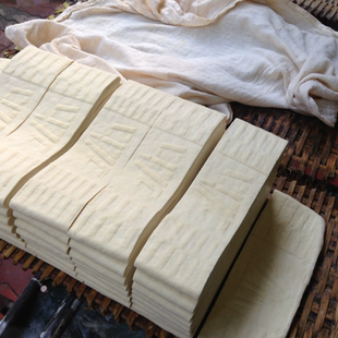 舌尖上云南特产石屏豆腐北门豆腐5条装送蘸水买2份送云南过桥米线