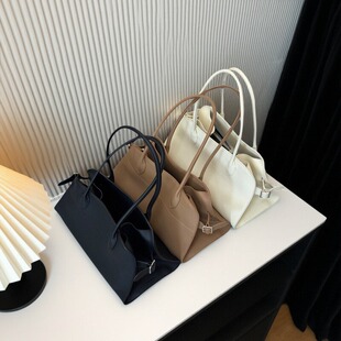 Q I U U小众极简进口马鞍皮Row系Margaux12长手柄单肩手提通勤包