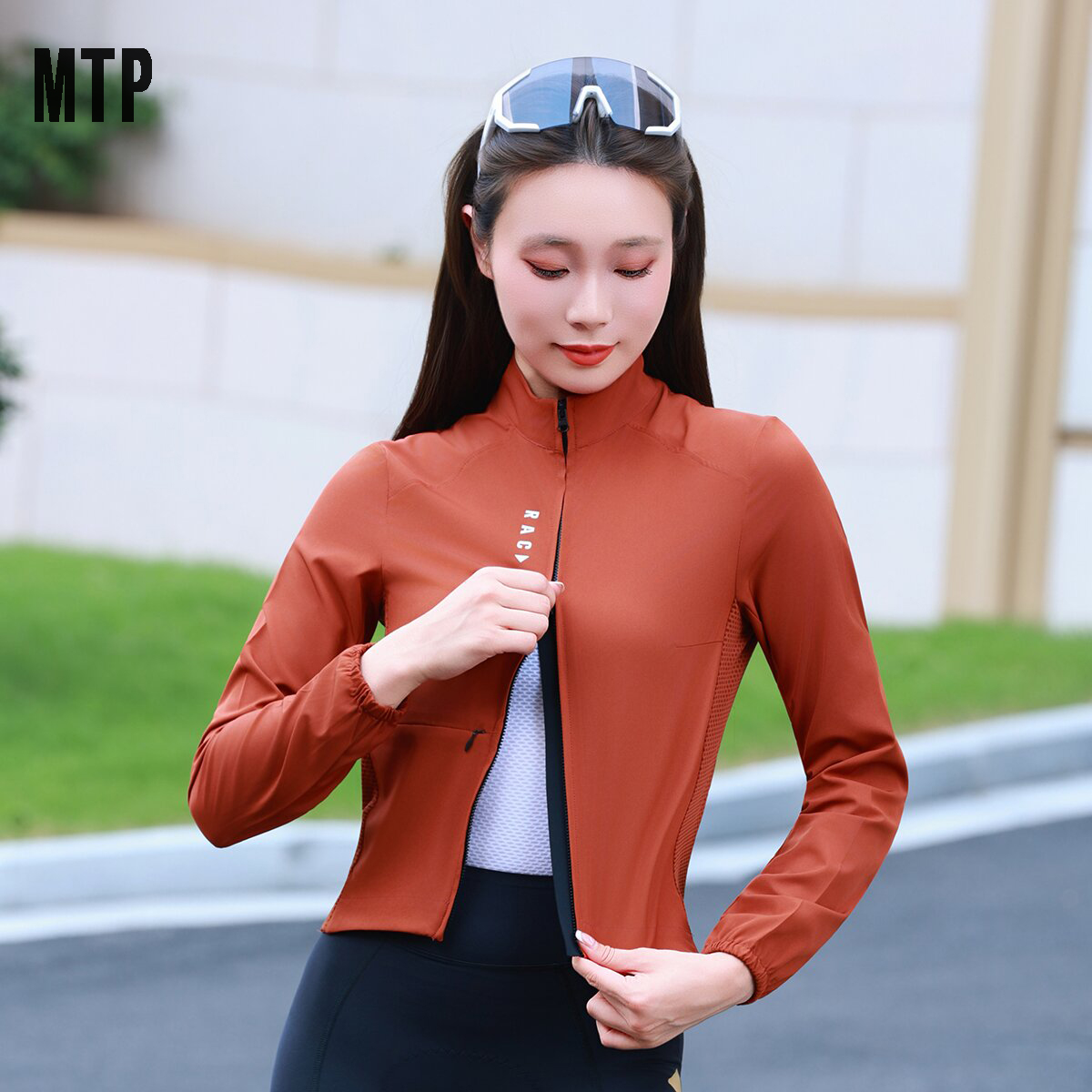 春秋骑行风衣轻羽男女款