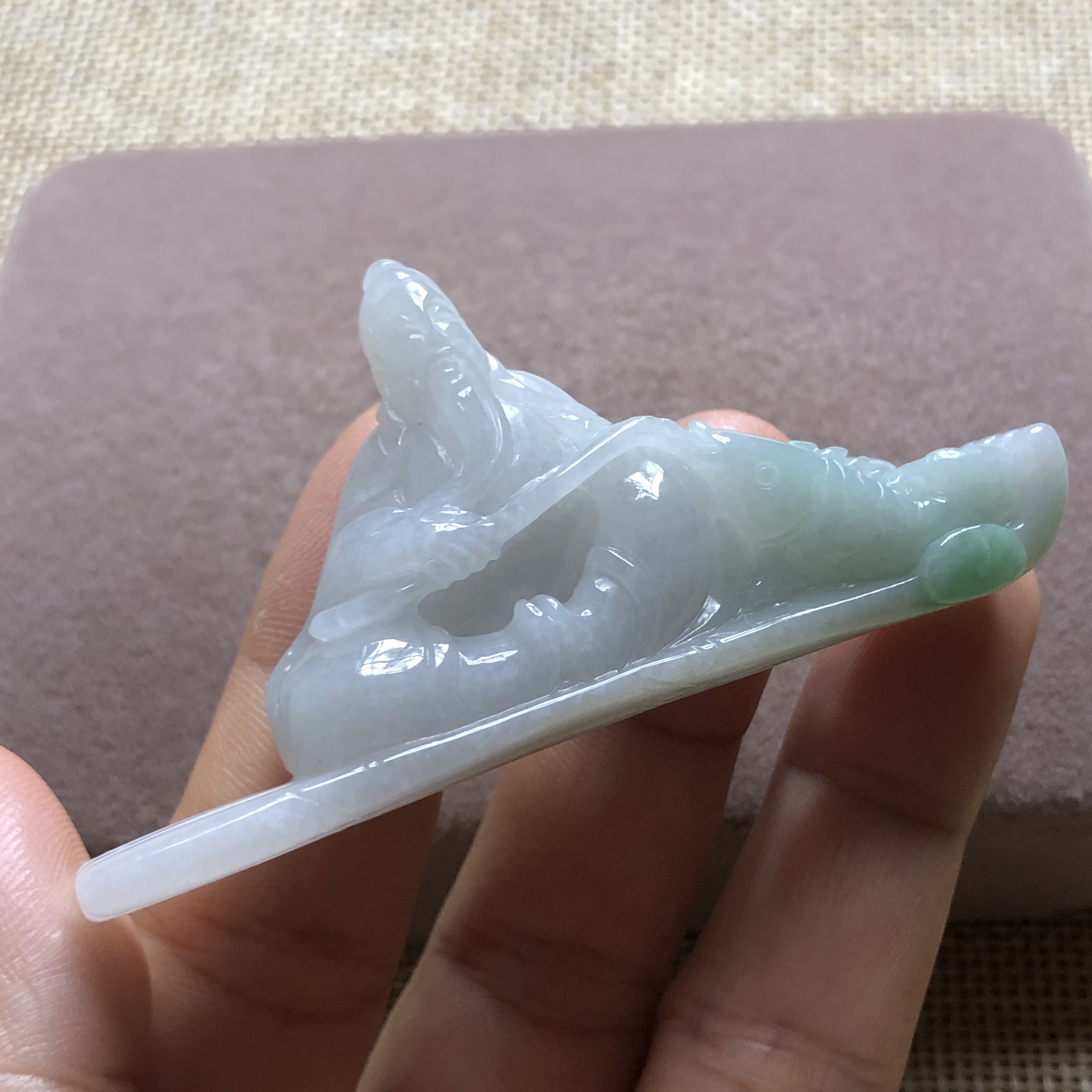 缅甸玉石A货翡翠玉雕玉器文玩糯冰飘绿姜太公钓鱼香插迷你小摆件