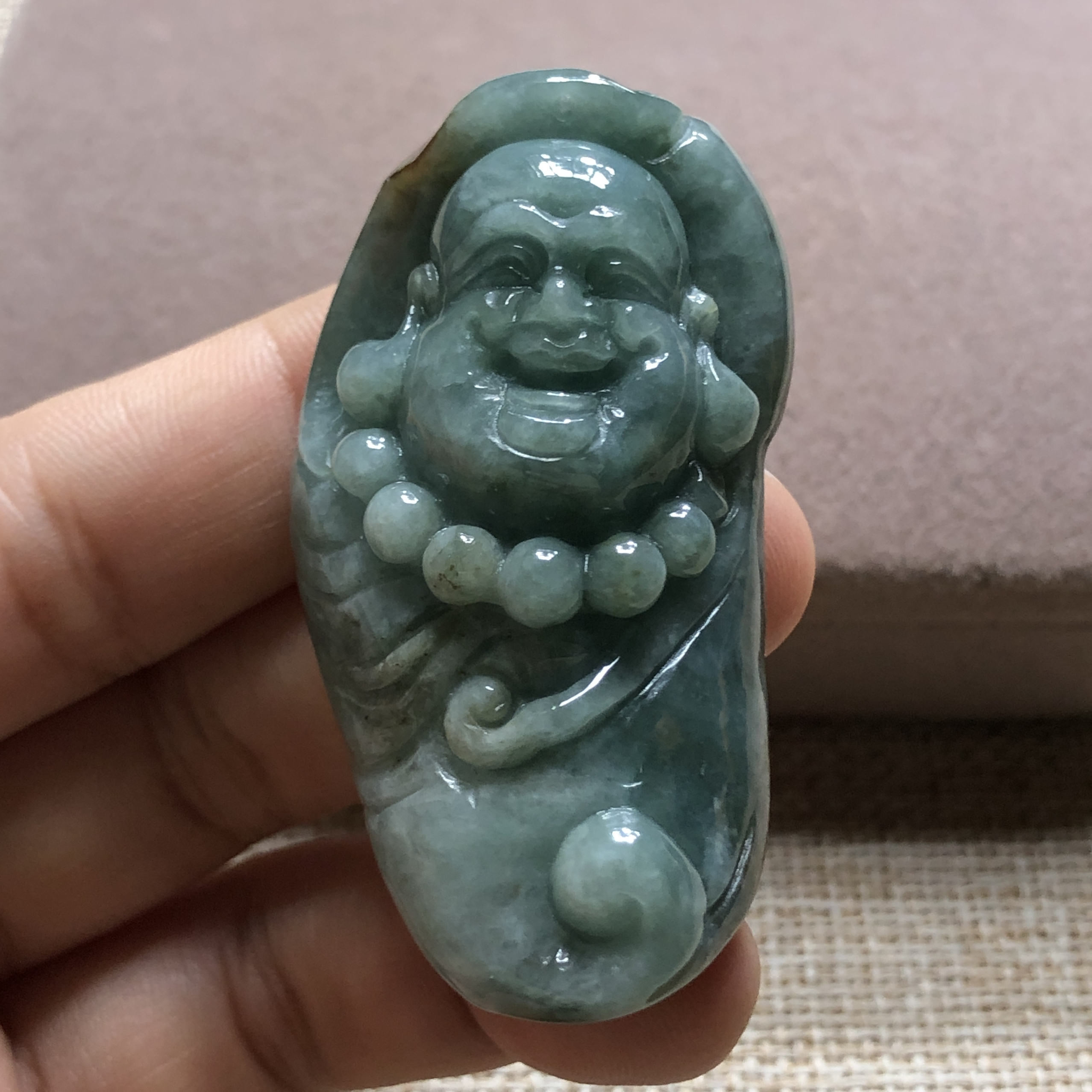 缅甸玉石A货翡翠玉雕玉器文玩老油青厚装佛公挂件吊坠捡漏附证书