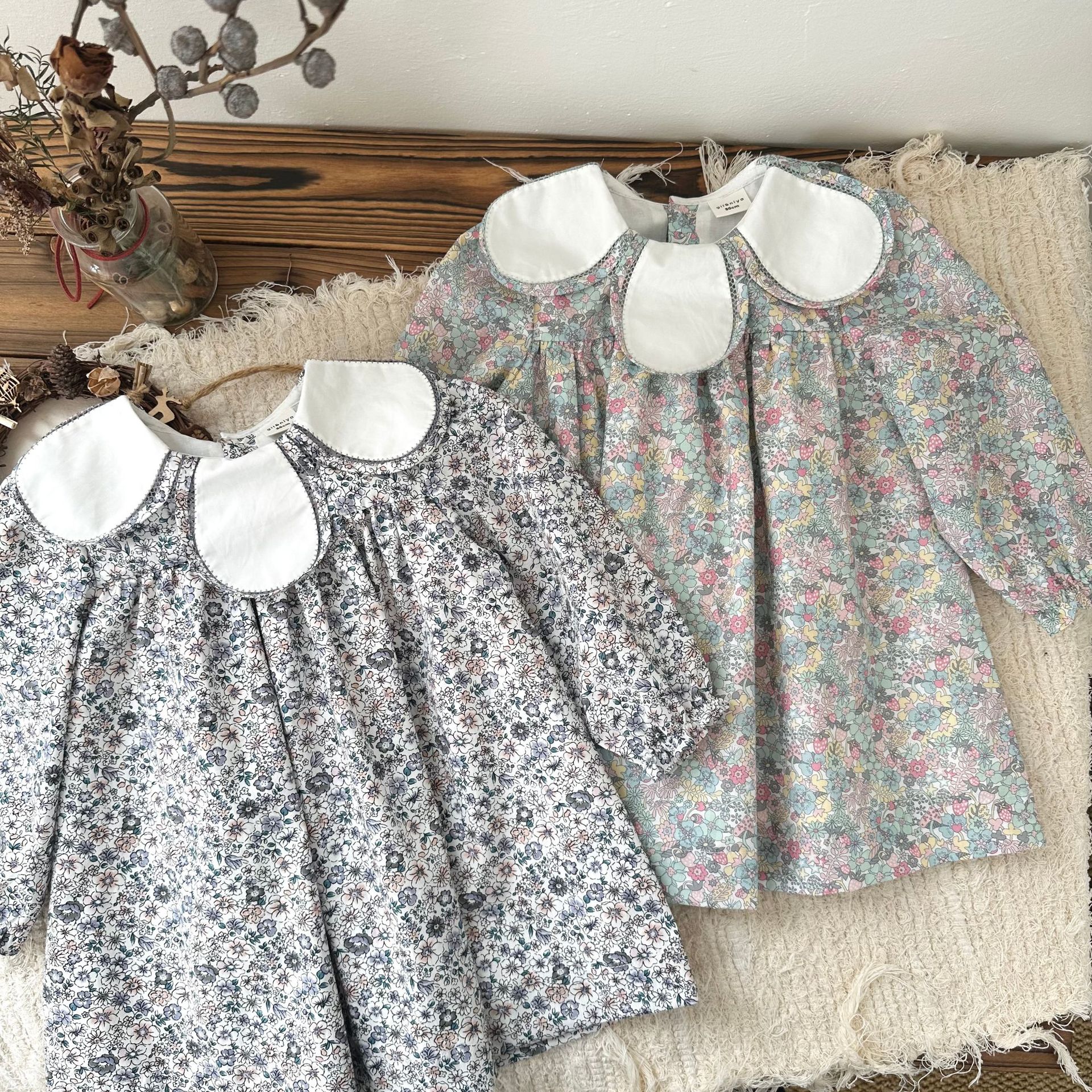 小洛特80-130女童花瓣领碎花连衣裙 复古打揽裙长袖公主裙宫廷裙