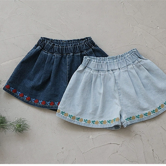 小洛特90-150夏新品女孩洋气刺绣花朵宽松阔腿牛仔短裤