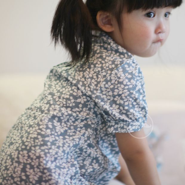 小洛特 棉百搭 木制纽扣夏天的树叶 清爽碎花连衣裙女童