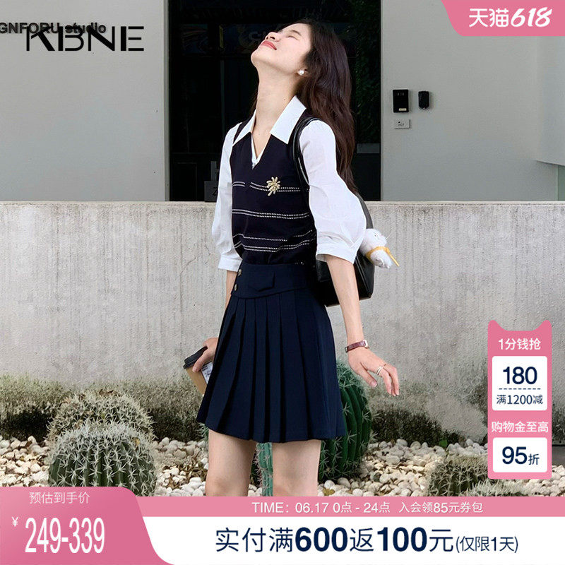 【博主同款】KBNE2026春新款针织上衣女拼接设计感学院风毛衫半裙