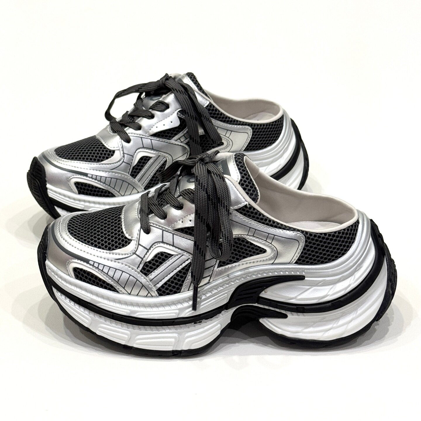 优慕妮半拖老爹鞋女款2026春季新款厚底松糕小个子高跟爆款运动鞋