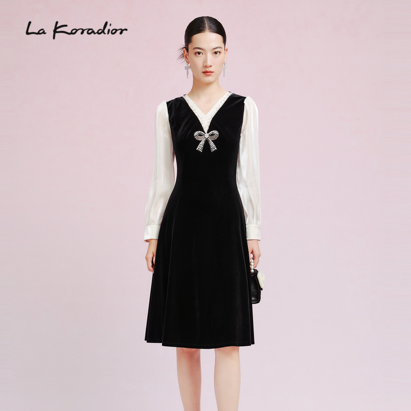 La Koradior拉珂蒂修身通勤时尚奢雅钉珠淑女撞色连衣裙气质裙