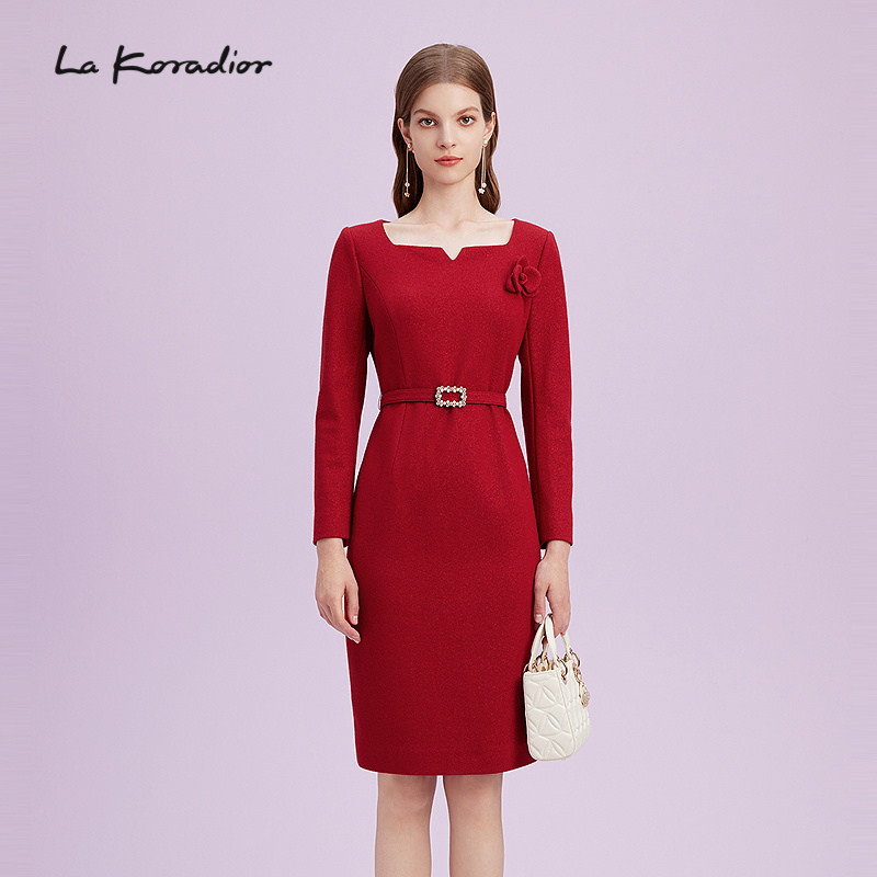 La Koradior拉珂蒂商场同款时尚新款法式奢雅气质礼服裙连衣裙女