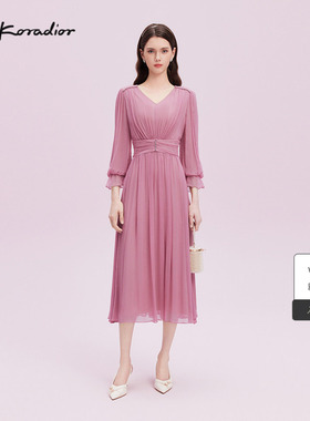 La Koradior拉珂蒂2025商场同款新款100桑蚕丝v领灯笼袖连衣裙女