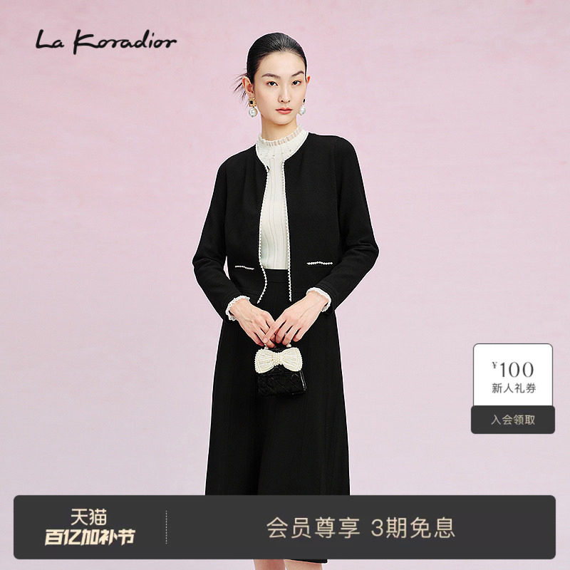 La Koradior拉珂蒂春季通勤新款法式香风气质短外套黑色圆领上衣