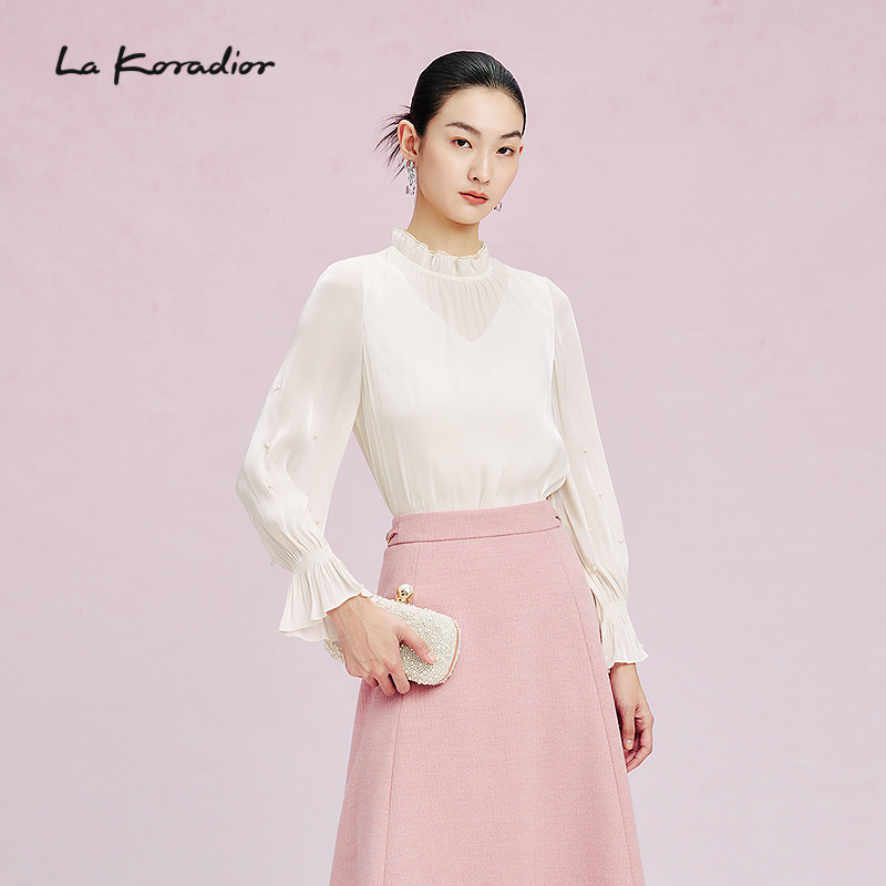 La Koradior拉珂蒂春季新款法式钉珠衬衫纯色气质花边领长袖上衣