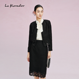 香风修身 法式 通勤新款 圆领气质黑色外套 Koradior拉珂蒂女春季