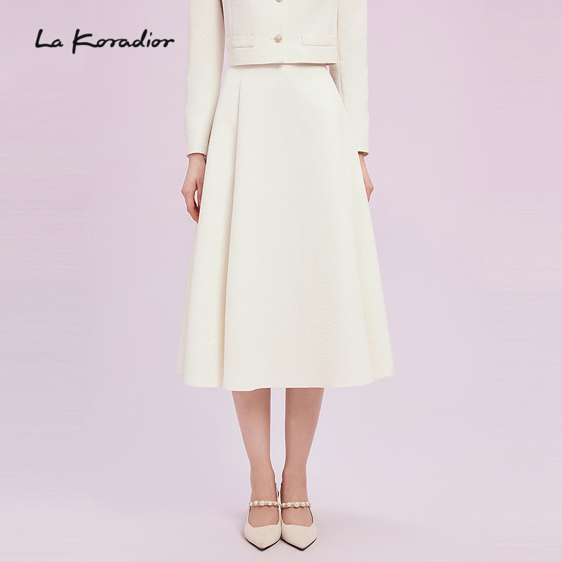 La Koradior拉珂蒂商场同款优雅长款a字半身裙气质长裙女纯色高腰