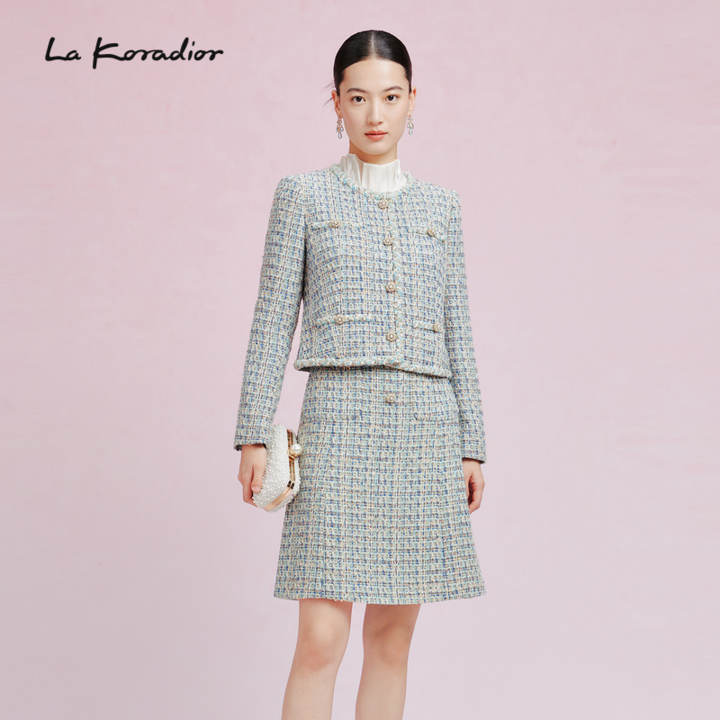 La Koradior拉珂蒂时尚新款单排扣法式香风圆领短款外套气质上衣