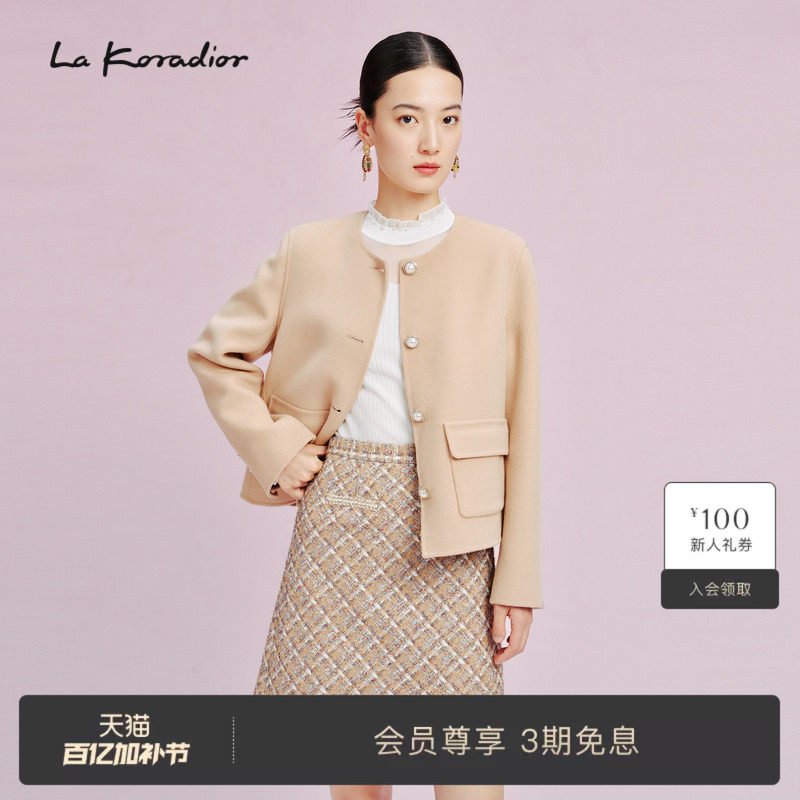 【羊毛】La Koradior拉珂蒂简约冬季新款单排扣短上衣圆领外套女