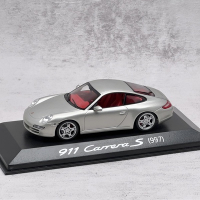 迷你切Minichamps 1/43 保时捷911 Carrera S 997合金车模