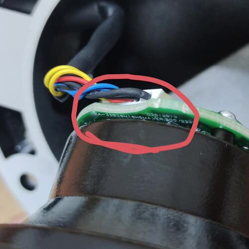 汇川编码器EA-33B26M16H5M4，一体式线插头新旧都有议价