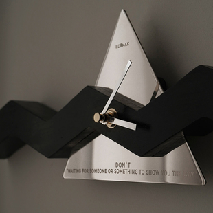 oroliving原创家用时尚 饰设计感艺术挂钟高级感壁钟静音时钟 装