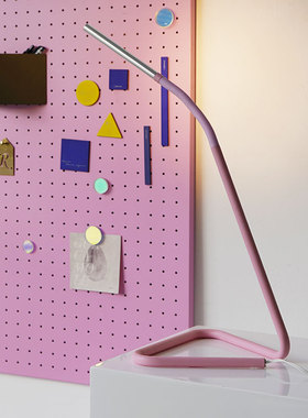 oroliving 宜家代购粉红色台灯书桌照明灯芭比粉装饰LED阅读灯