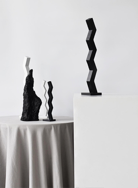 oroliving雕塑Jeff创作《主旋律》家居桌面装饰实木几何摆件