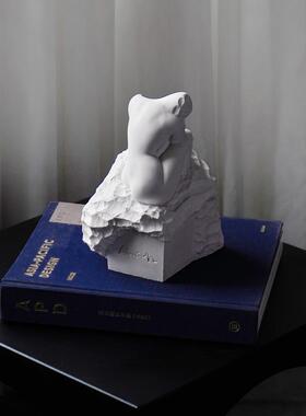 oroliving独家Jeff创作艺术雕塑《柔弱的黛安娜》大号装饰摆件