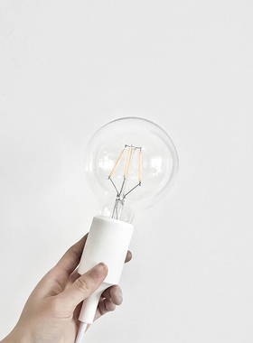 oroliving独家原创北欧简约吊灯极简幻彩爱迪生灯泡家居氛围灯