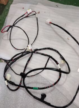 适配于长丰猎豹CS10的车顶线束控制线束车顶线束总成