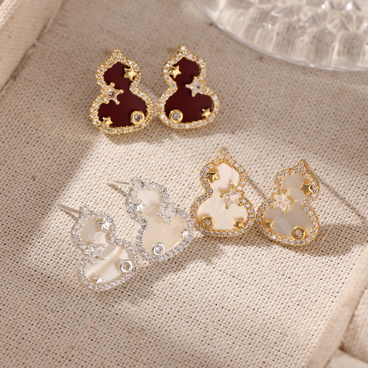 欧美复古高级感葫芦造型镶嵌贝壳亚克力耳钉锆石点缀秋冬新款耳饰