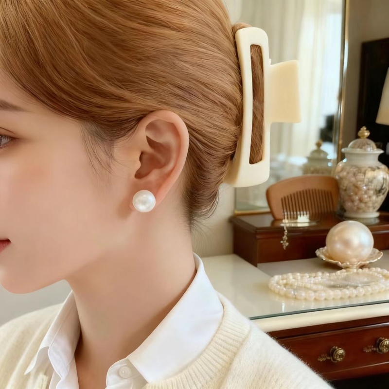 简约法式999纯银耳钉深海母贝珍珠经典大颗耳钉高级时尚耳饰
