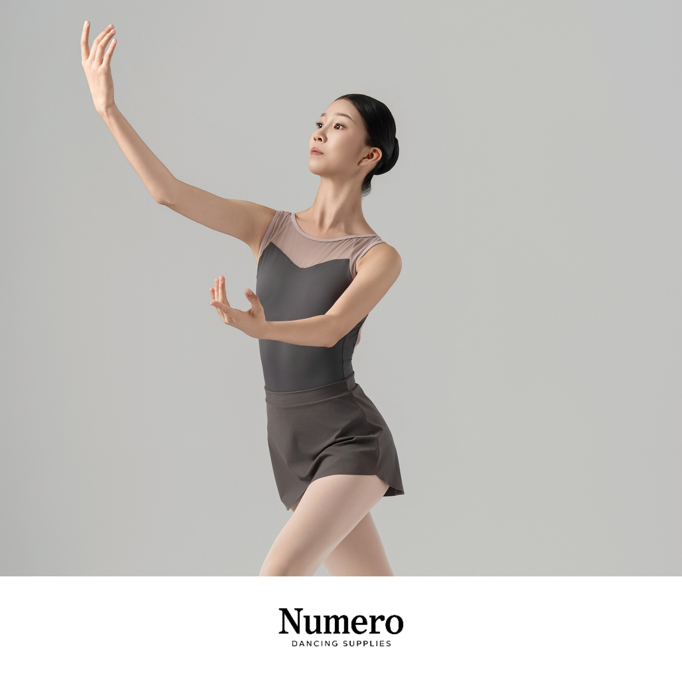 纽漫芭蕾时尚芭蕾舞体服网纱拼接