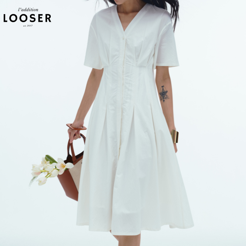 iamLOOSER收腰V领浪漫感小白裙