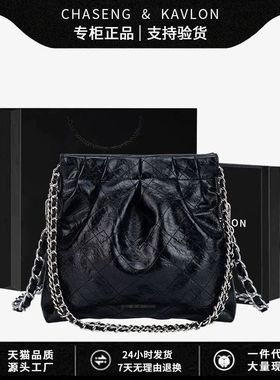 包包女士高级感精致流浪包包春季款百搭单肩斜挎包女士腋下垃圾袋