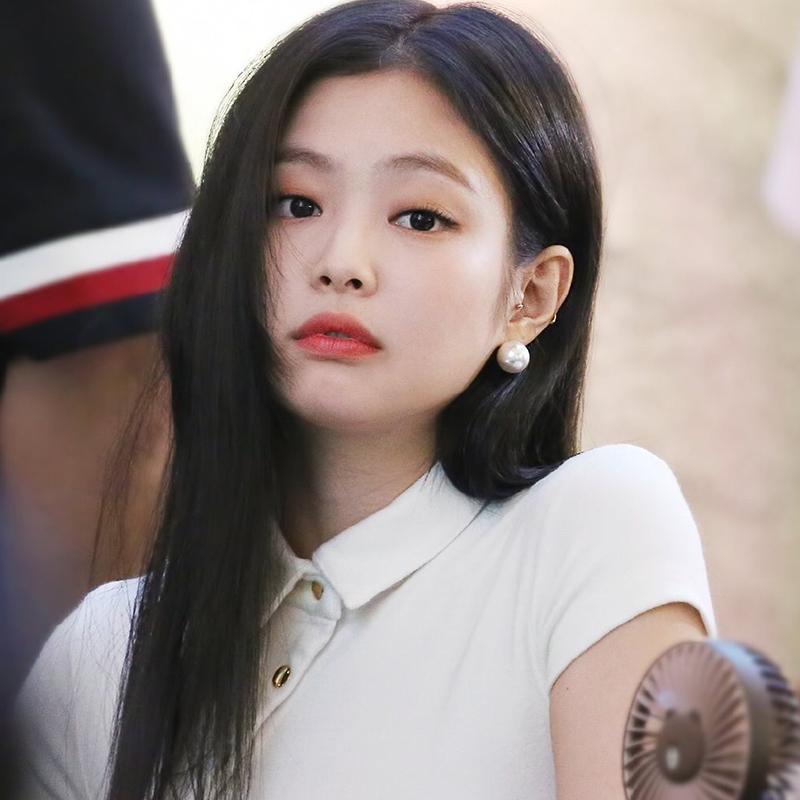 jennie同款珍珠耳钉显脸小ins风