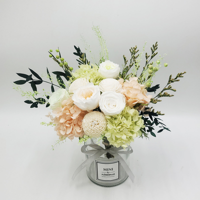 奥斯汀永生花进口干花洽谈桌