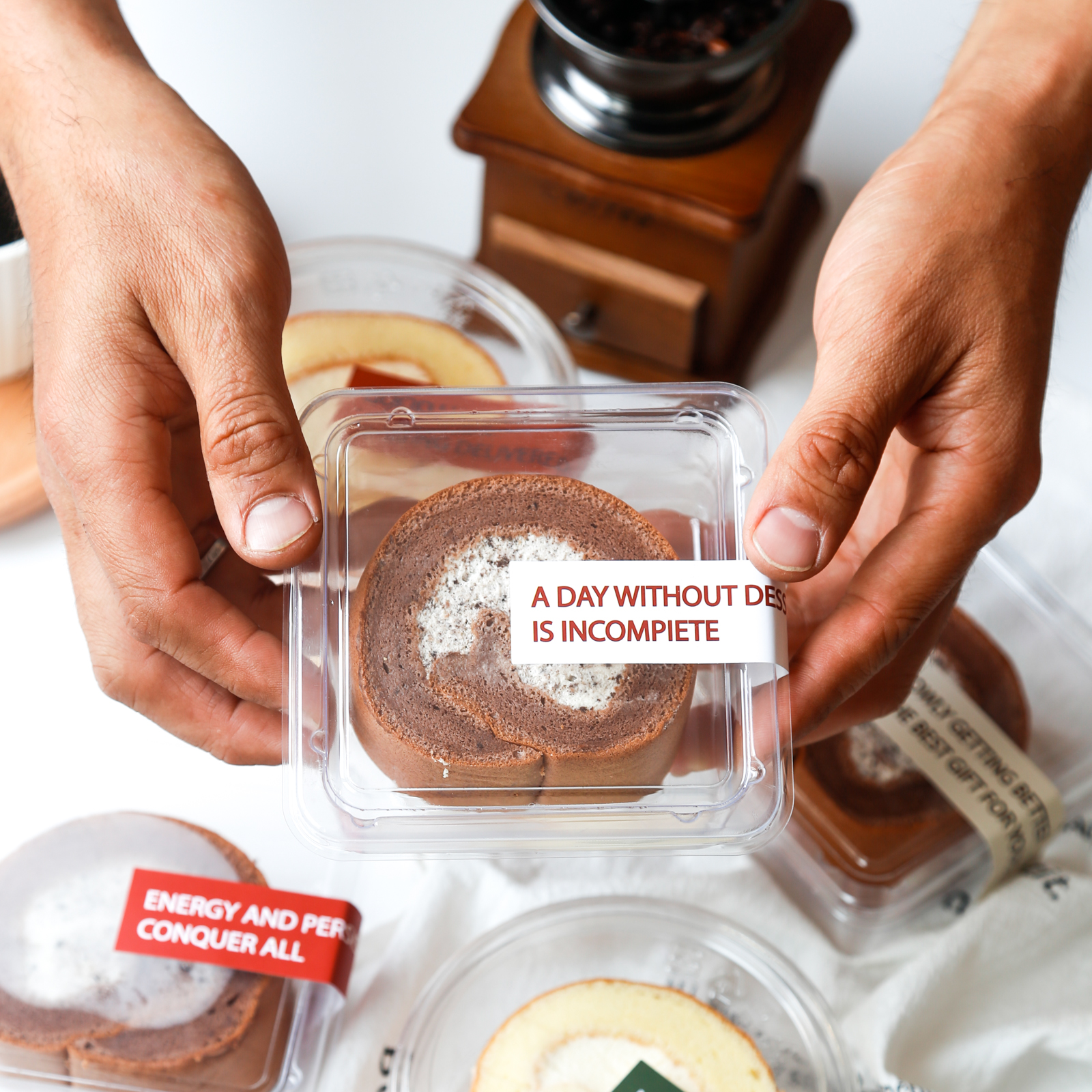 小红书烘焙甜品蛋糕卷包装盒