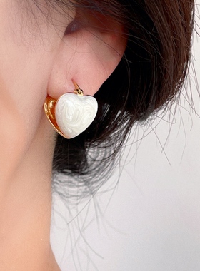 MAGICBOXACC法式复古名媛风珐琅滴釉立体白色爱心耳扣百搭耳环女