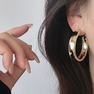 MAGICBOXACC欧美简约夸张质感金属宽圆圈耳钉个性 耳环耳圈耳饰品