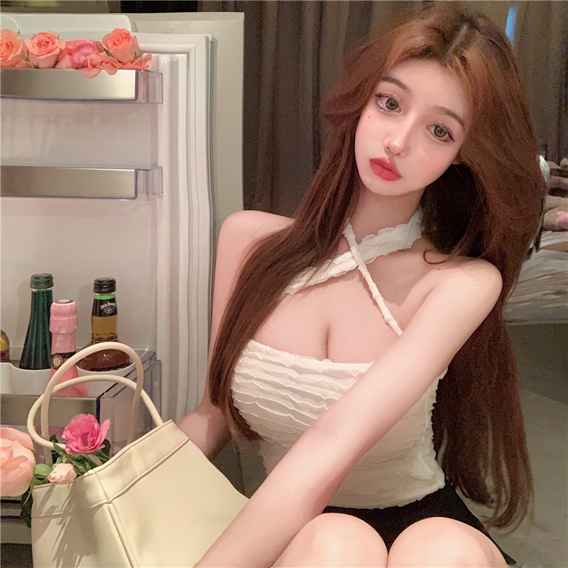 纯欲天花板斩男短款心机挂脖褶皱吊带背心女设计感夏季美背上衣