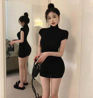 纯欲风性感修身短袖高领连衣裙女