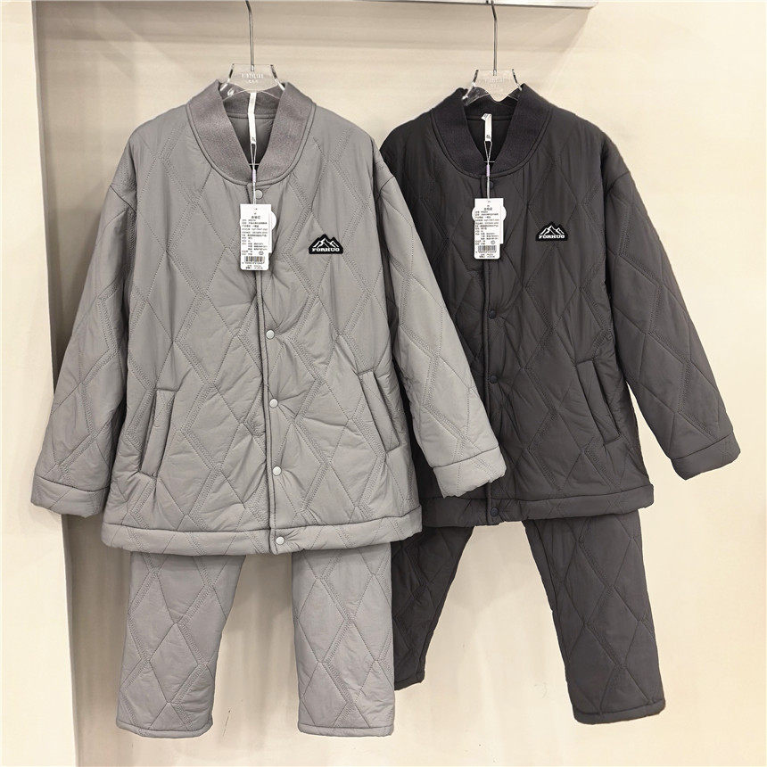 穗得美992256舒适风衣布韩秀轻羽棉夹棉加厚保暖男套装家居服睡衣