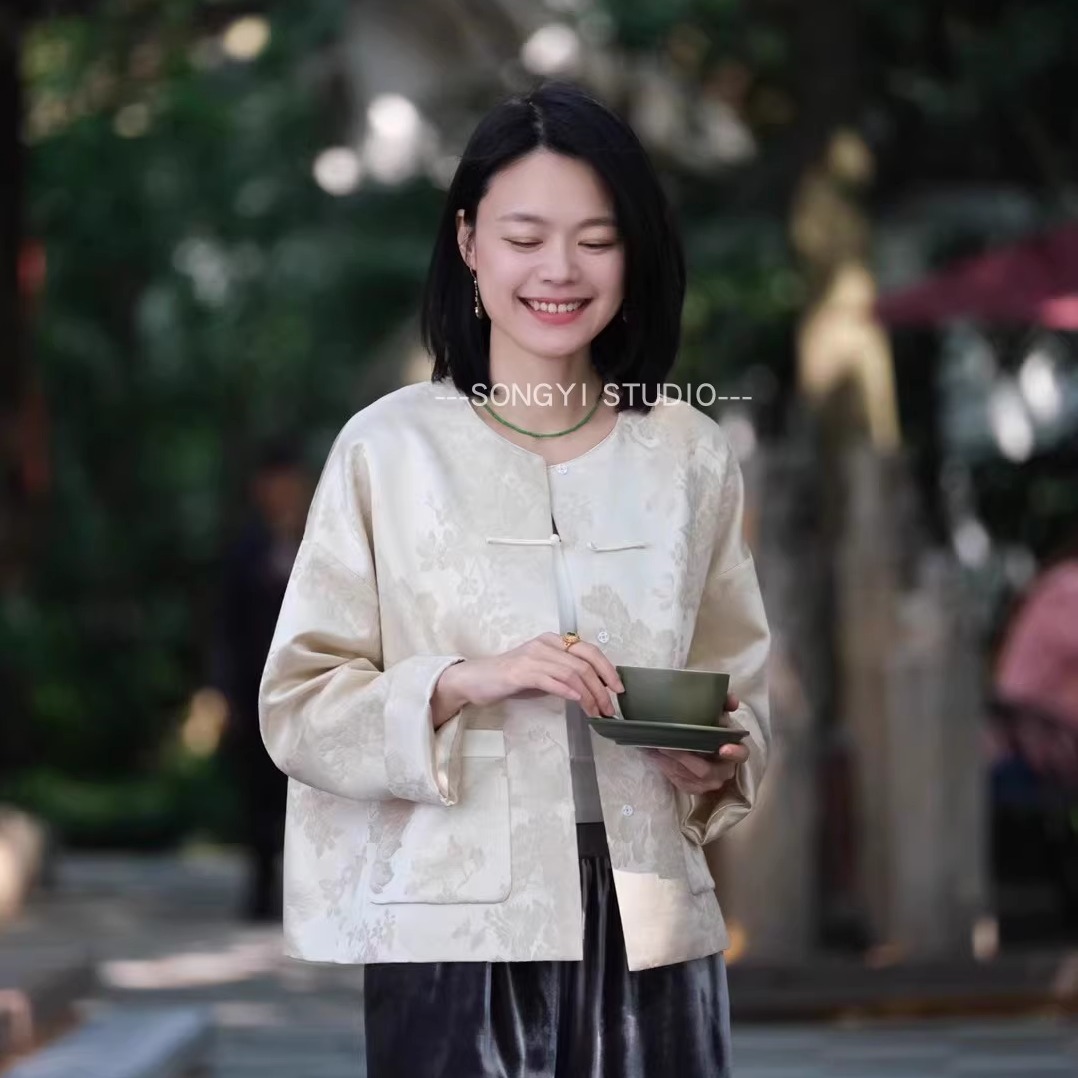 新中式丝麻提花圆领开襟短外套