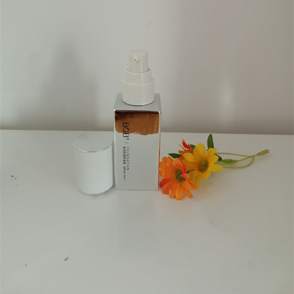 BOB柔润防晒粉底液30g SPF30PA++象牙白修饰遮瑕轻盈服帖四季通用